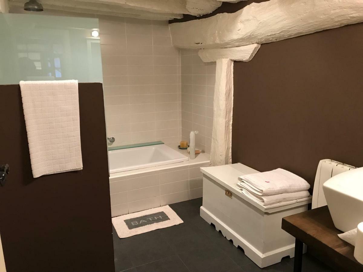 Apartamento Loft La Casa De Las Pajaritas Pasaron  ภายนอก รูปภาพ