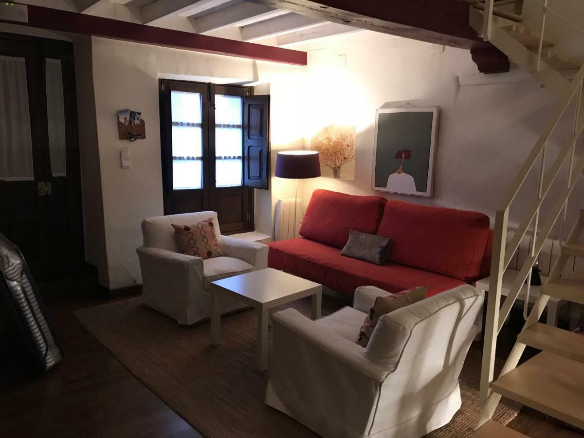 Apartamento Loft La Casa De Las Pajaritas Pasaron  ภายนอก รูปภาพ